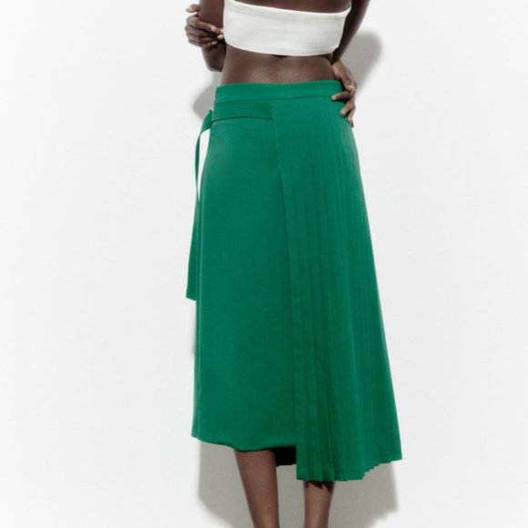 Zara Skirts Zara Belted Pleated Skirt Limited Edition Poshmark